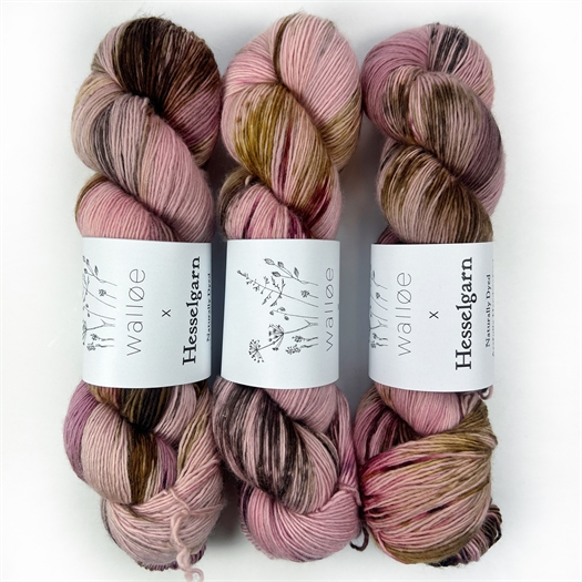 PLANTEFARVET SINGLE MERINO - SOMMERFUGLEN X HESSELGARN