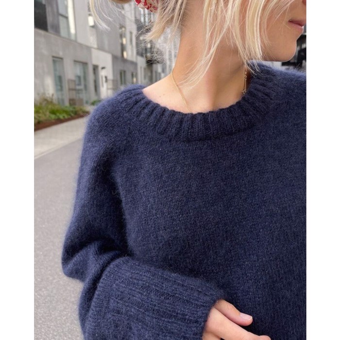 October Sweater fra PetiteKnit
