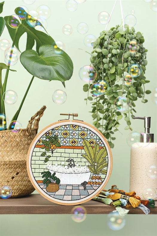 EMBROIDERED INTERIORS af Penny Dowdell