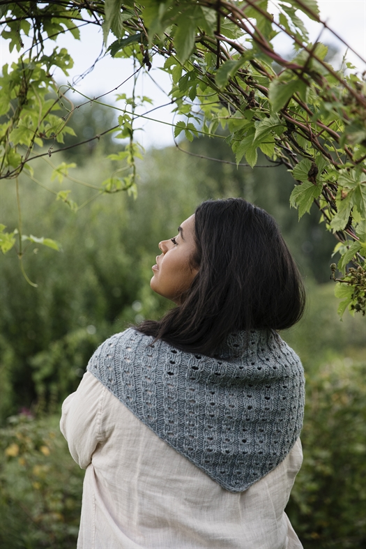 52 WEEKS OF ONE-SKEIN KNITS fra Laine 