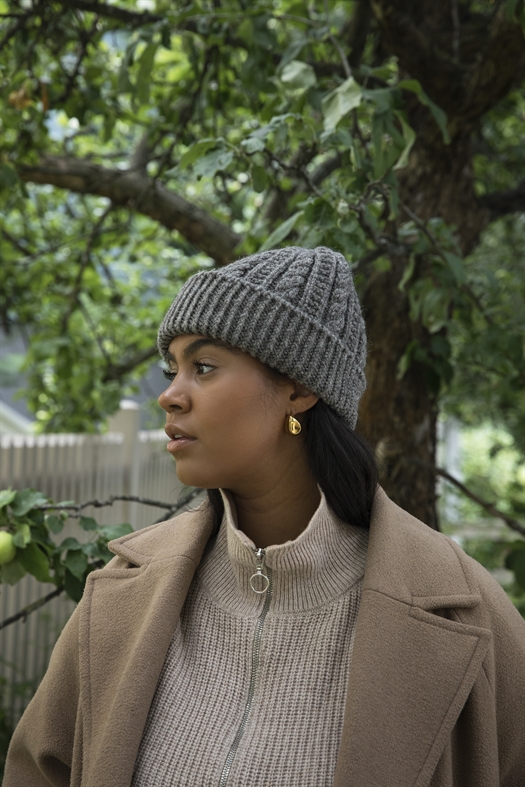 52 WEEKS OF ONE-SKEIN KNITS fra Laine 