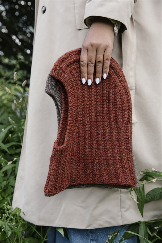 52 WEEKS OF ONE-SKEIN KNITS fra Laine 