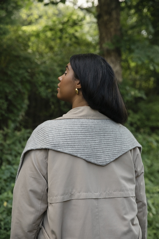 52 WEEKS OF ONE-SKEIN KNITS fra Laine 