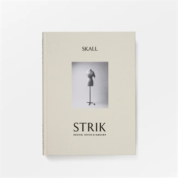 SKALL STRIK af Julie Skall og Marie Skall