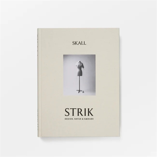 SKALL STRIK af Julie Skall og Marie Skall