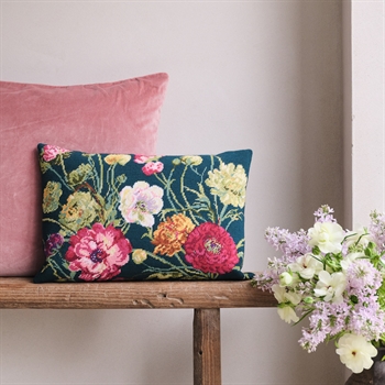 RAMBLING JOY designet af Nel Whatmore