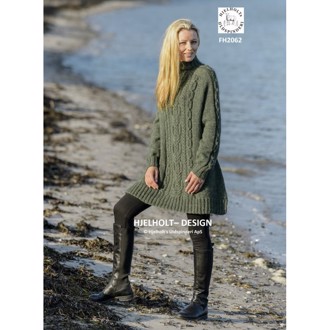 Sweaterponcho designet af Rachel Søgaard