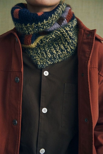 ANNI COWL designet af Helga Isager