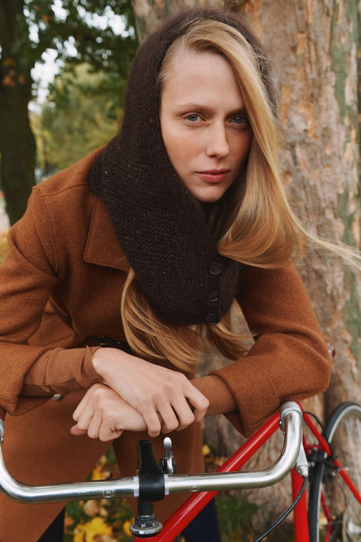 ANDREA HOOD af Helga Jóna