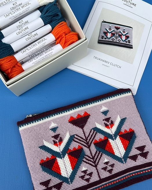 TRUKHANIV CLUTCH fra Kit Couture