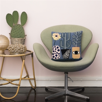 PLANTS IN POTS BLUE No.15-2 designet af Tina Wessel