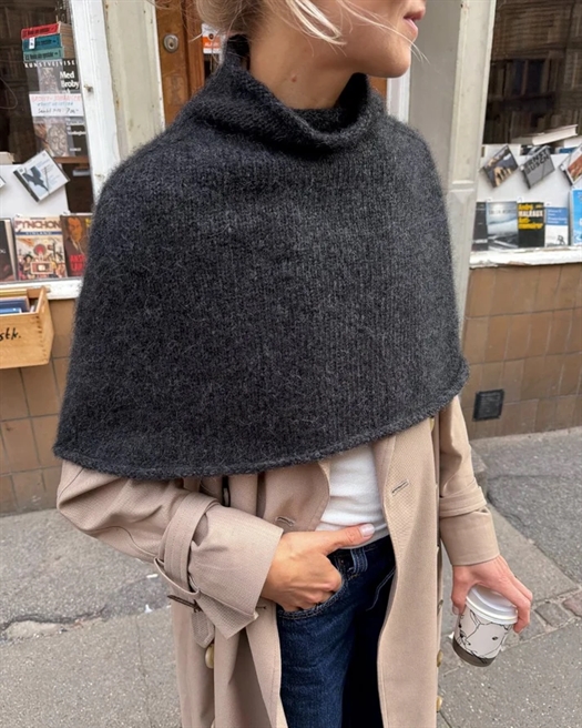 IVY CAPE fra PetiteKnit