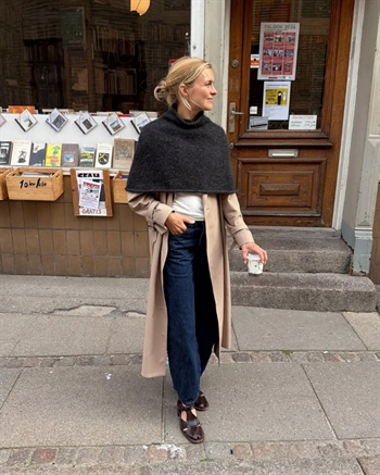 IVY CAPE fra PetiteKnit