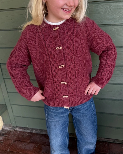 DAGMAR JACKET JUNIOR fra PetiteKnit