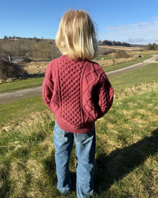 DAGMAR JACKET JUNIOR fra PetiteKnit