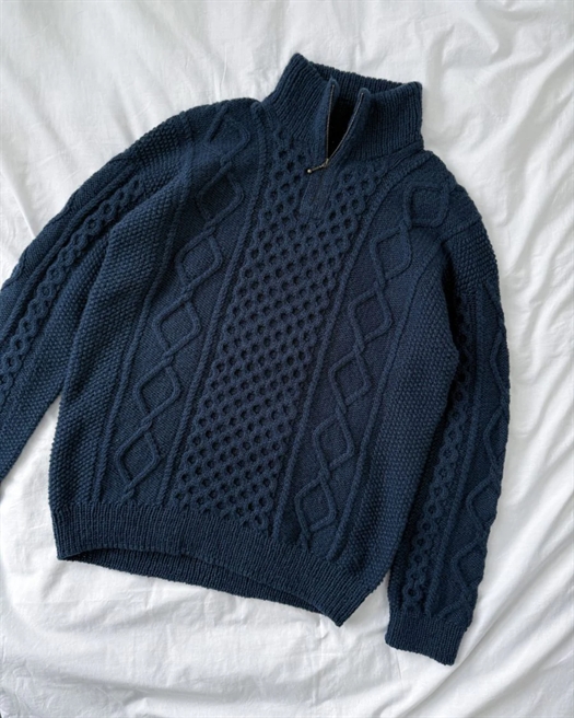 DAGMAR ZIPPER SWEATER MAN fra PetiteKnit