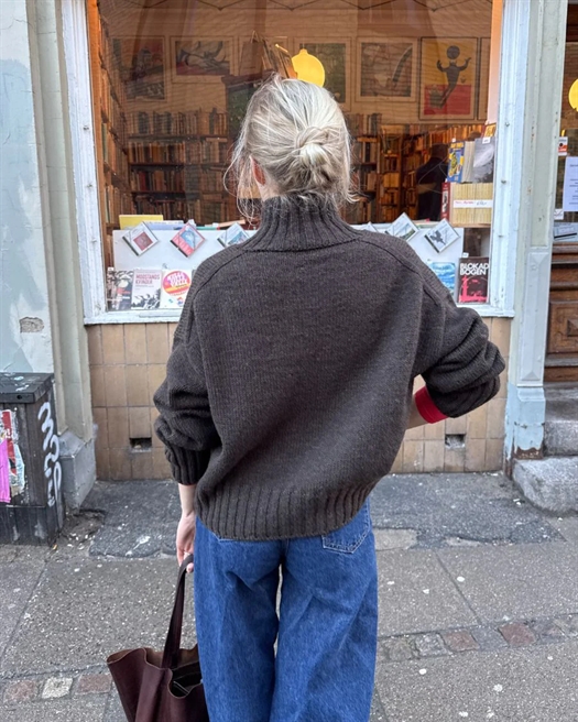 HANNAH SWEATER O-NECK fra PetiteKnit