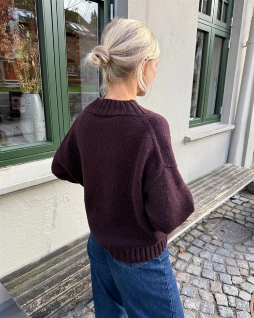 HANNAH SWEATER V-NECK fra PetiteKnit