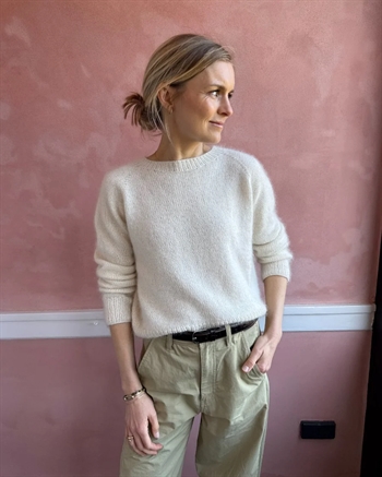 INGEN DIKKEDARER SWEATER fra PetiteKnit