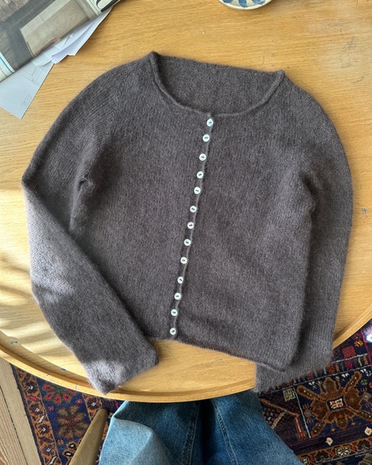 IVY CARDIGAN fra PetiteKnit