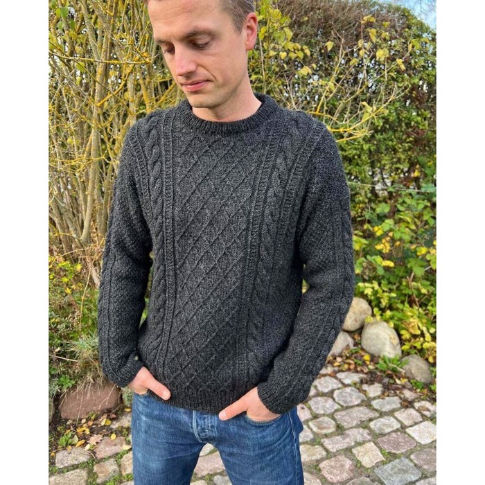 Moby Sweater Man fra PetiteKnit