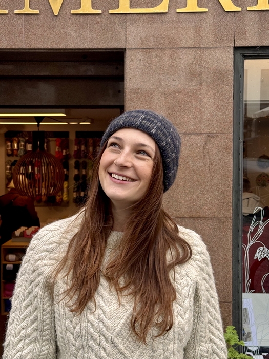 JOANNAS HUE - FLUFFY ALPACA af Thilde Walløe