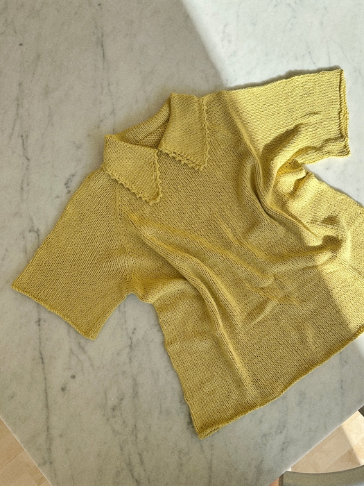 LACE POLO TEE fra Spektakelstrik